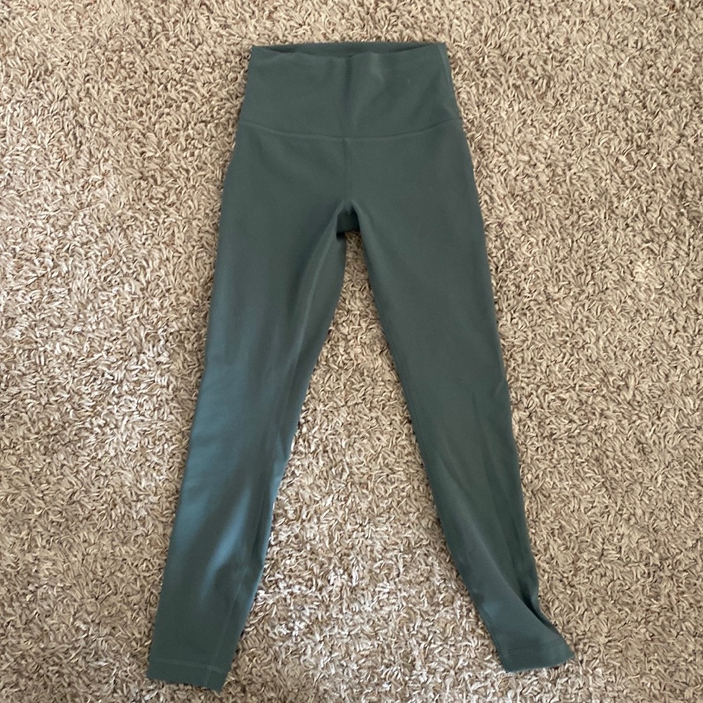 Lululemon Wunder Train high-rise 25” size 4